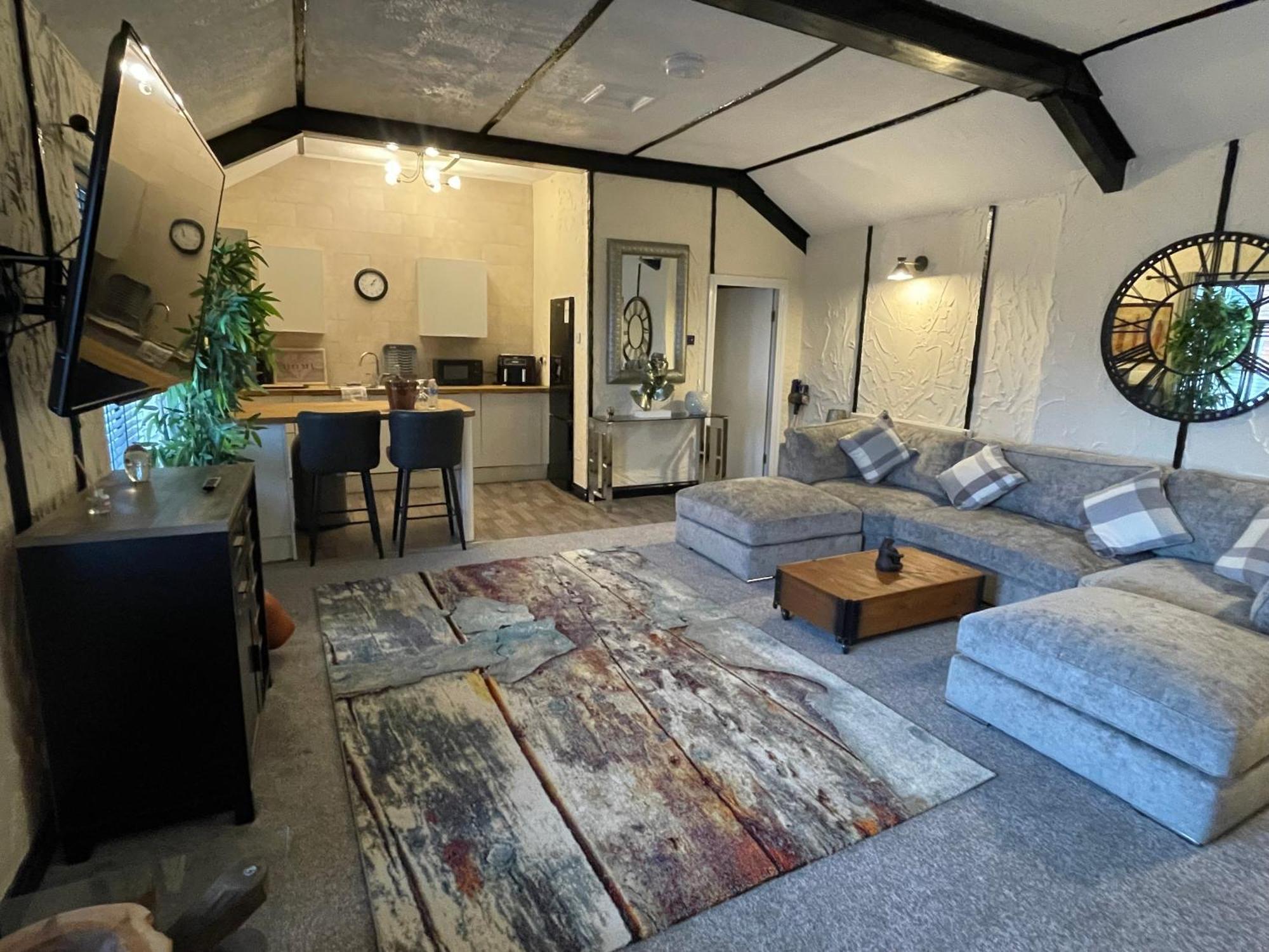 The Coach House At The Bull Inn Milton Keynes Ngoại thất bức ảnh
